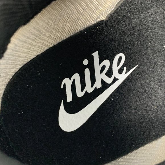 Nike Air Tailwind 79 SE Running Shoes - Black main image 9